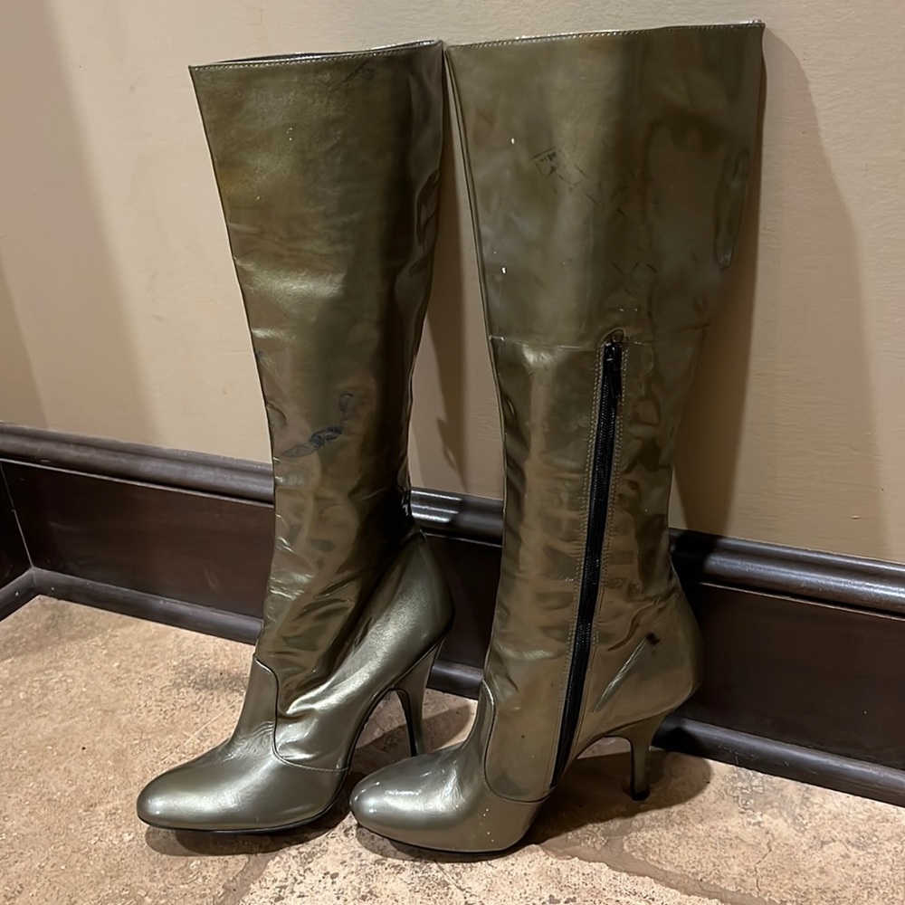BCBGirls Boots shiny golden pleaser boots size 8.5